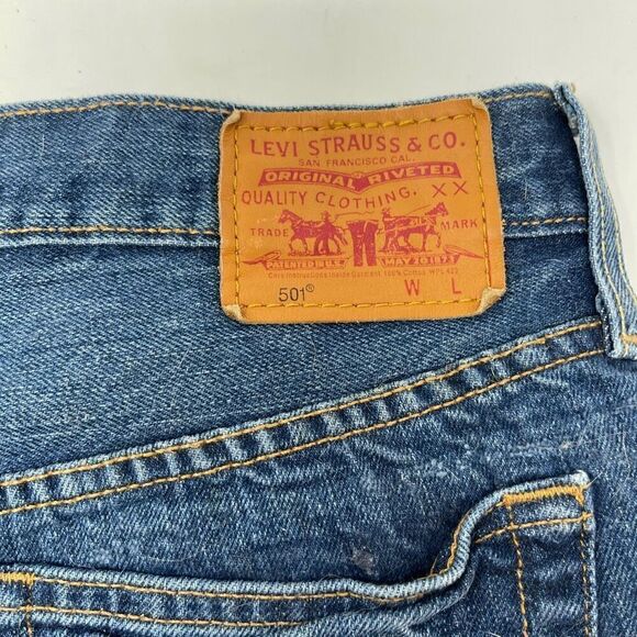 Levi's Blue Premium 501 Distressed Cut Off Button Fly Denim Shorts Size 24 - Picture 3 of 4